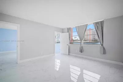 18601 NE 14th Ave #111, Miami, FL 33179 - Photo 21
