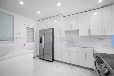 18601 NE 14th Ave #111, Miami, FL 33179 - Photo 7