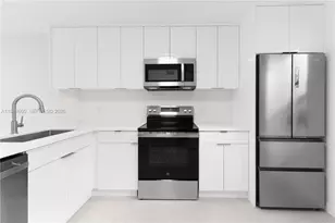 10161 W Sunrise Blvd, Plantation, FL 33322 - Photo 9