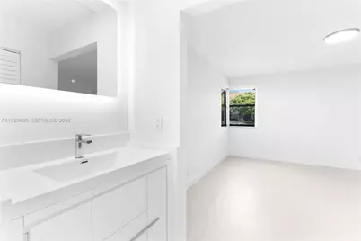10161 W Sunrise Blvd #101, Plantation, FL 33322 - Photo 19