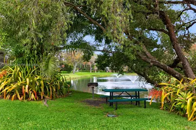 10161 W Sunrise Blvd #101, Plantation, FL 33322 - Photo 25