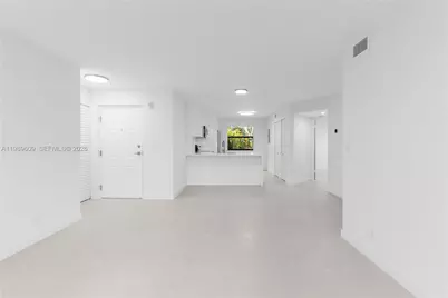 10161 W Sunrise Blvd #101, Plantation, FL 33322 - Photo 5