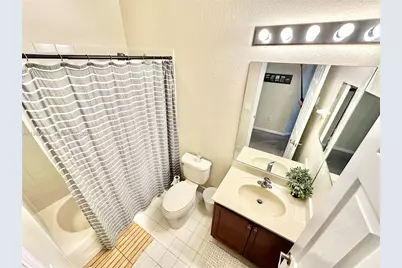 11403 NW 89th St #219, Doral, FL 33178 - Photo 25