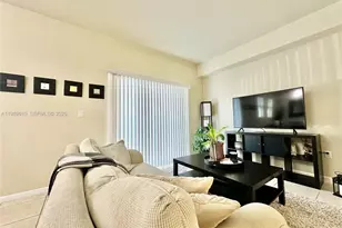 11403 NW 89th St, Doral, FL 33178 - Photo 9