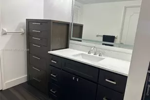 9341 E Bay Harbor Dr, Bay Harbor Islands, FL 33154 - Photo 25