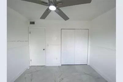 2550 W 67th Pl #22-32, Hialeah, FL 33016 - Photo 19