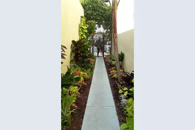 16950 W Dixie Hwy A-228 Hwy #A228, North Miami Beach, FL 33160 - Photo 25