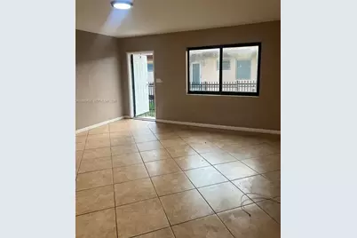 98 NE 71st St #2, Miami, FL 33138 - Photo 3