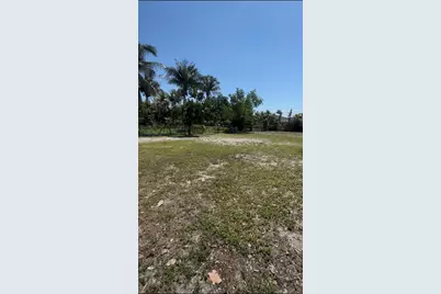 740 NE 43rd Ct, Deerfield Beach, FL 33064 - Photo 11