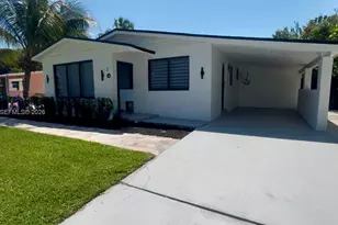 740 NE 43rd Ct, Deerfield Beach, FL 33064 - Photo 1