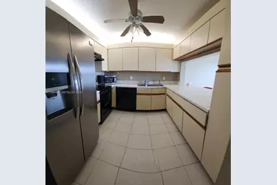 203 Liberty Ct #203, Deerfield Beach, FL 33442 - Photo 5