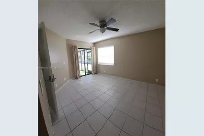 203 Liberty Ct #203, Deerfield Beach, FL 33442 - Photo 15