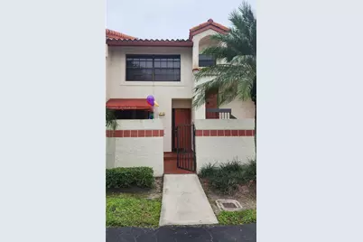 203 Liberty Ct #203, Deerfield Beach, FL 33442 - Photo 5