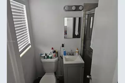 569 Tallulah Rd, Palm Beach, FL 33462 - Photo 23