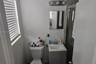 569 Tallulah Rd, Palm Beach, FL 33462 - Photo 23