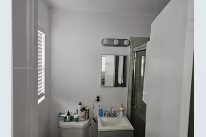 569 Tallulah Rd, Palm Beach, FL 33462 - Photo 21