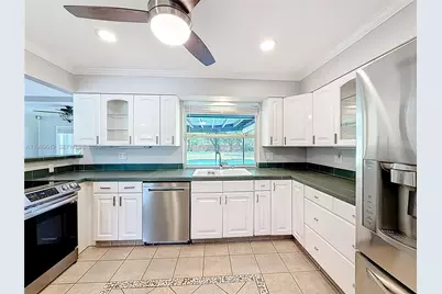 4330 SW 7th St, Plantation, FL 33317 - Photo 13