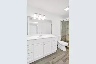 949 Riverside Dr #417, Coral Springs, FL 33071 - Photo 17