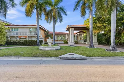 1249 Biscaya Dr, Surfside, FL 33154 - Photo 81