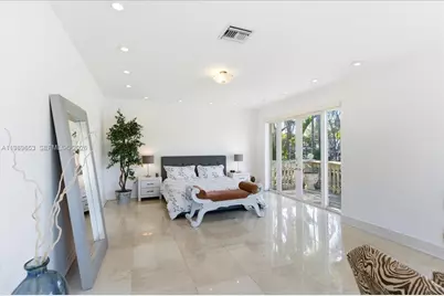 1249 Biscaya Dr, Surfside, FL 33154 - Photo 31