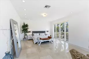 1249 Biscaya Dr, Surfside, FL 33154 - Photo 31