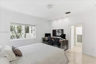 1249 Biscaya Dr, Surfside, FL 33154 - Photo 43