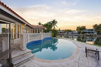 1249 Biscaya Dr, Surfside, FL 33154 - Photo 5