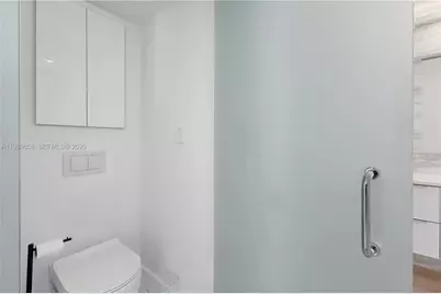 401 Ocean Dr #918, Miami Beach, FL 33139 - Photo 25