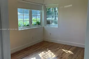 727 14th Pl, Miami Beach, FL 33139 - Photo 11