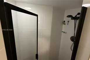 1351 NE Miami Gardens Dr, Miami, FL 33179 - Photo 21