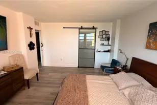 1351 NE Miami Gardens Dr, Miami, FL 33179 - Photo 25