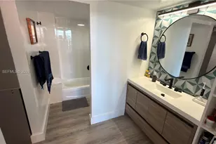 1351 NE Miami Gardens Dr, Miami, FL 33179 - Photo 29