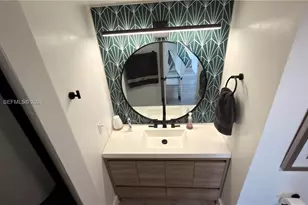 1351 NE Miami Gardens Dr, Miami, FL 33179 - Photo 19