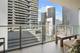1010 Brickell Ave, Miami, FL 33131 - Photo 21