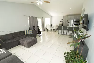 3460 NW 21st St, Coconut Creek, FL 33066 - Photo 7