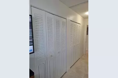 1025 SE 3rd Ave #401, Dania Beach, FL 33004 - Photo 9