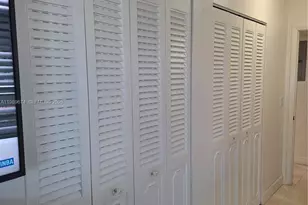 1025 SE 3rd Ave, Dania Beach, FL 33004 - Photo 9