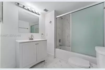 3150 W Rolling Hills Cir #209, Davie, FL 33328 - Photo 9