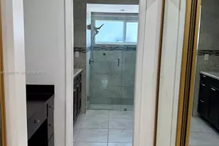 6407 NW 199th Ln, Hialeah, FL 33015 - Photo 25