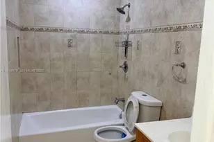 6407 NW 199th Ln, Hialeah, FL 33015 - Photo 19