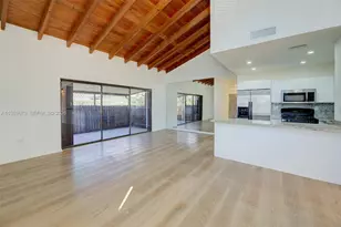 3046 W Missionwood Ln, Miramar, FL 33025 - Photo 3