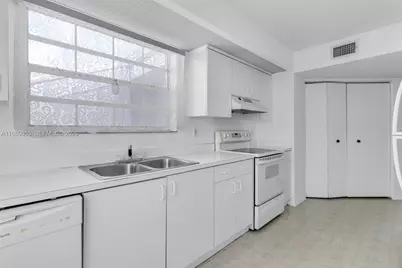 2274 SE 27th Dr #205-F, Homestead, FL 33035 - Photo 5