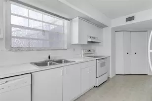 2274 SE 27th Dr, Homestead, FL 33035 - Photo 5