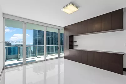 200 Biscayne Boulevard Way #3707, Miami, FL 33131 - Photo 17