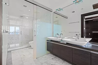 200 Biscayne Boulevard Way #3707, Miami, FL 33131 - Photo 21