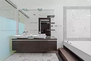 200 Biscayne Blvd Way, Miami, FL 33131 - Photo 21