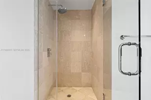 200 Biscayne Blvd Way, Miami, FL 33131 - Photo 25