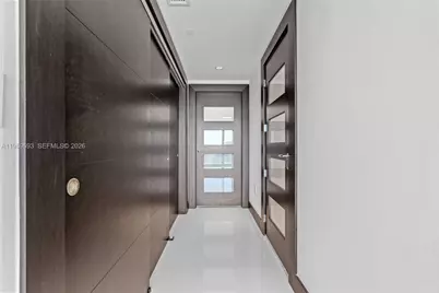 200 Biscayne Boulevard Way #3707, Miami, FL 33131 - Photo 19