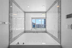200 Biscayne Blvd Way, Miami, FL 33131 - Photo 23