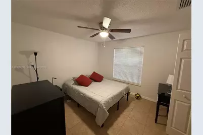 2381 SW 70th Ave #49, Davie, FL 33317 - Photo 15